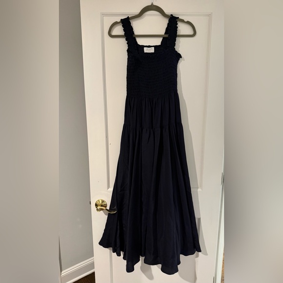 La Ligne Dresses & Skirts - La Ligne Navy Silk Dress size Small